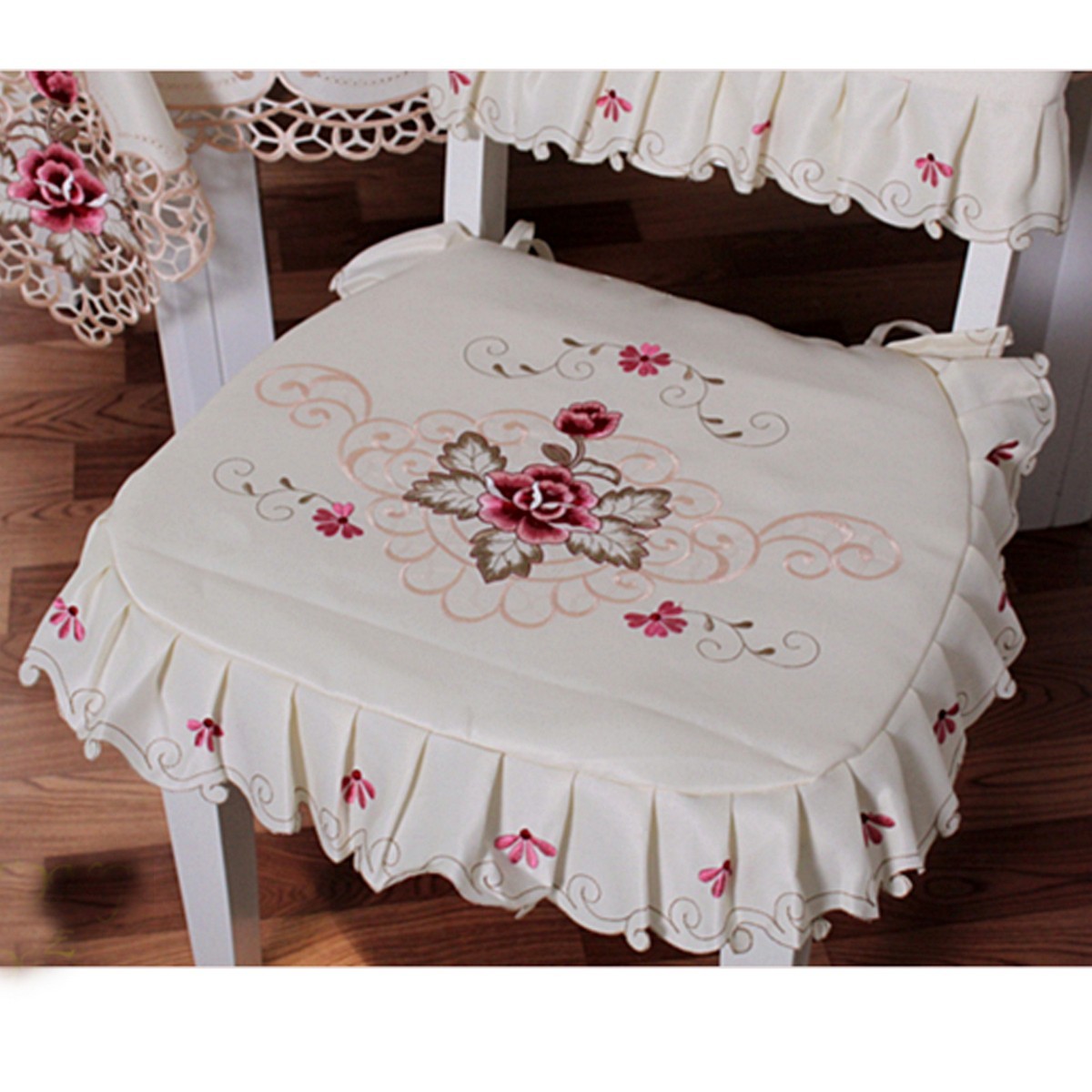 Vintage Flower Embroidered Tie-on Seat Cushion Ruffle Pad Dining Chair